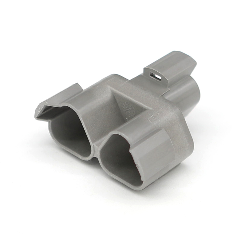 DT04-3P-P007 Трехмодный сосуд (женский) Автомобильный разъем