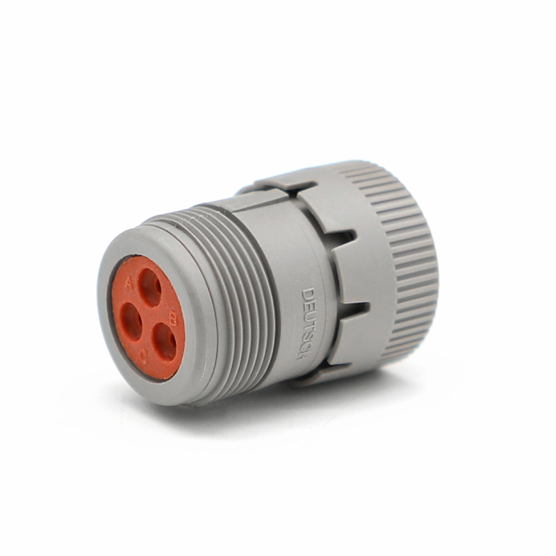 HD16-3-96S Трехворота (мужской) автомобильный разъем.