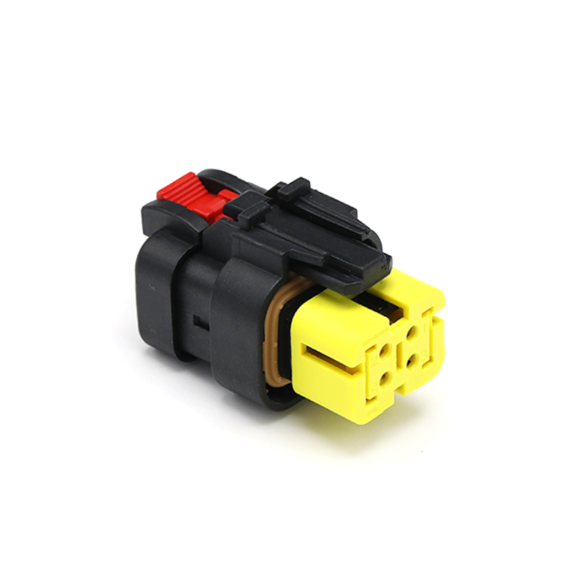 776487-3 4-й пушистый (мужской) автомобильный разъем.