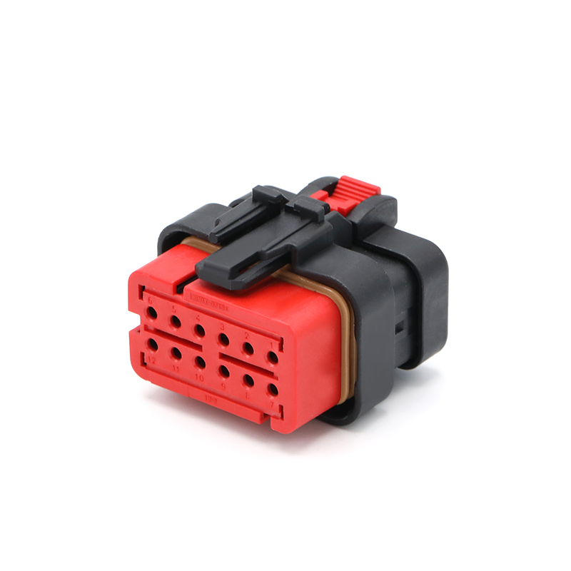 776437-1 12-ay-пробок (мужской) автомобильный разъем