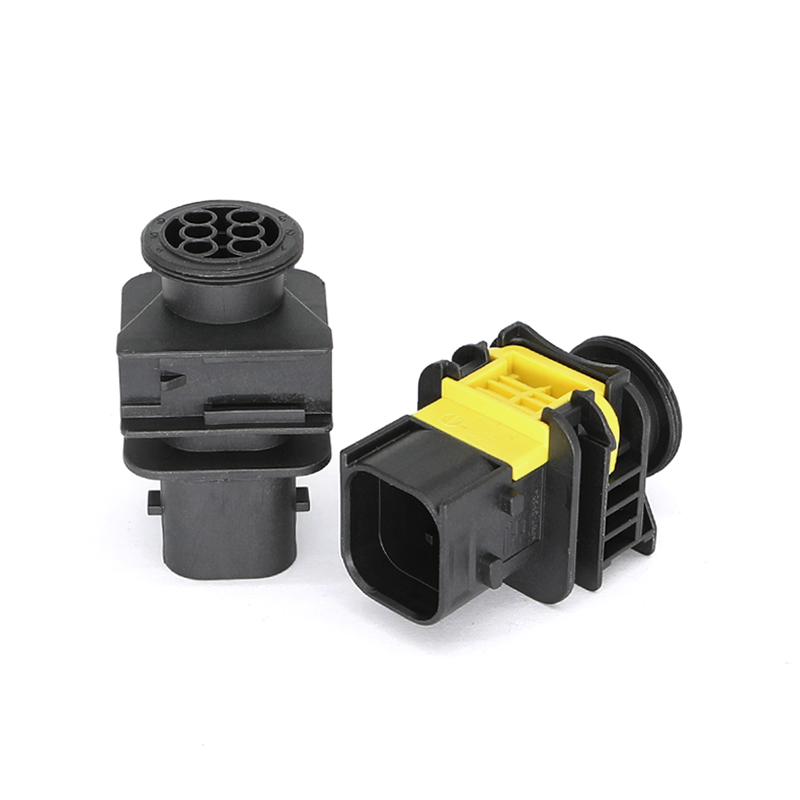 1-1703773-1 6-контактная вилка (штекер) автомобильный разъем